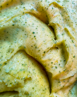 Nahaufnahme von grünem Eissorbet